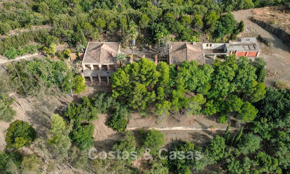 Luxe totaalrenovatieproject met privé-schiereiland en panoramisch zicht op het meer te koop in Istan, Marbella 805847