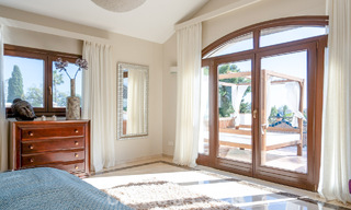 Ruime, Andalusische villa met zeezicht te koop in El Rosario, ten oosten van Marbella centrum 805966 