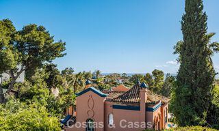 Ruime, Andalusische villa met zeezicht te koop in El Rosario, ten oosten van Marbella centrum 805969 
