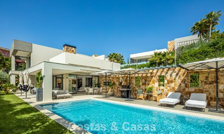 Luxe moderne villa met zeezicht te koop in Nueva Andalucia’s golfvallei, Marbella 806070