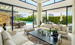 Luxe moderne villa met zeezicht te koop in Nueva Andalucia’s golfvallei, Marbella 806076 