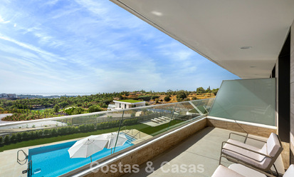Nieuw duplex appartement met panoramisch zeezicht te koop op de New Golden Mile tussen Marbella en Estepona 806113