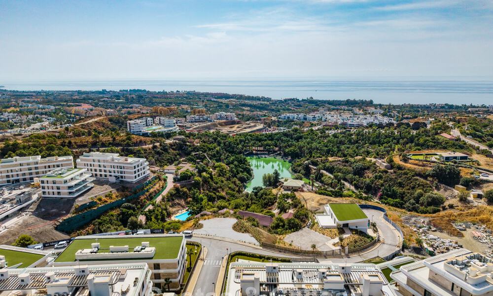 Nieuw duplex appartement met panoramisch zeezicht te koop op de New Golden Mile tussen Marbella en Estepona 806120