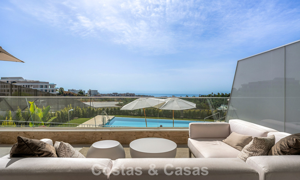 Nieuw duplex appartement met panoramisch zeezicht te koop op de New Golden Mile tussen Marbella en Estepona 806135