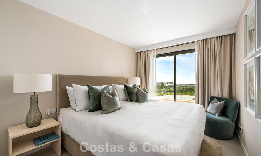 Nieuw duplex appartement met panoramisch zeezicht te koop op de New Golden Mile tussen Marbella en Estepona 806144