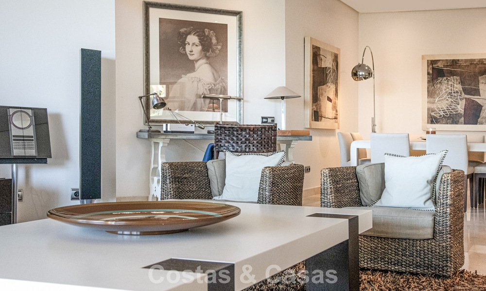 Exclusief gelijkvloers appartement met privétuin te koop op de Golden Mile van Marbella 806211