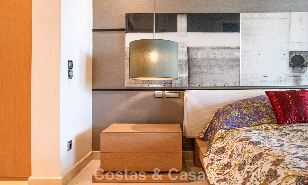Exclusief gelijkvloers appartement met privétuin te koop op de Golden Mile van Marbella 806214