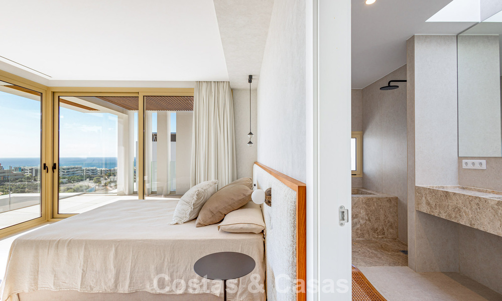 Moderne luxevilla met zeezicht te koop in El Higueron, Fuengirola - Costa del Sol 806269