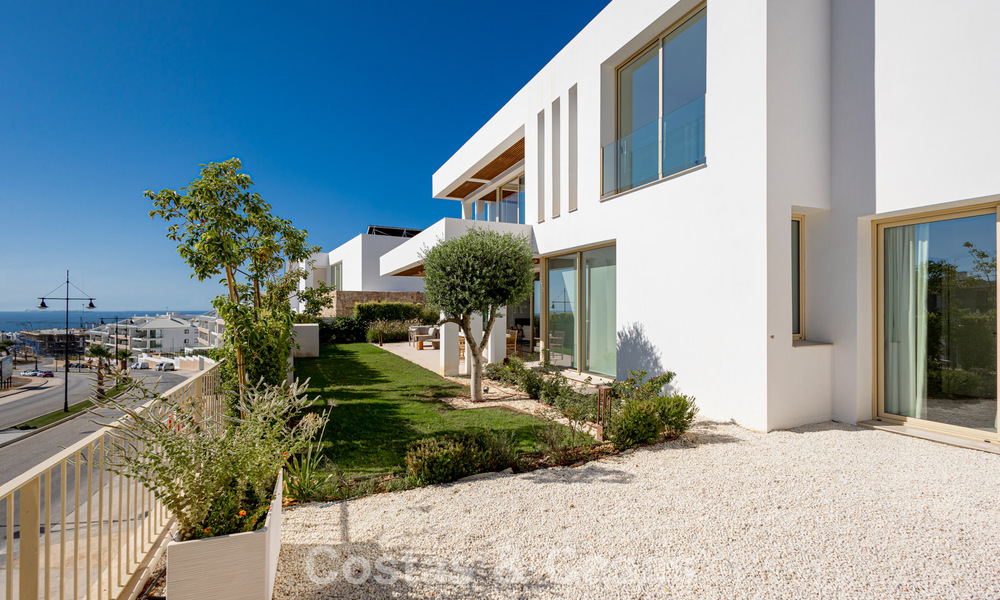 Moderne luxevilla met zeezicht te koop in El Higueron, Fuengirola - Costa del Sol 806274