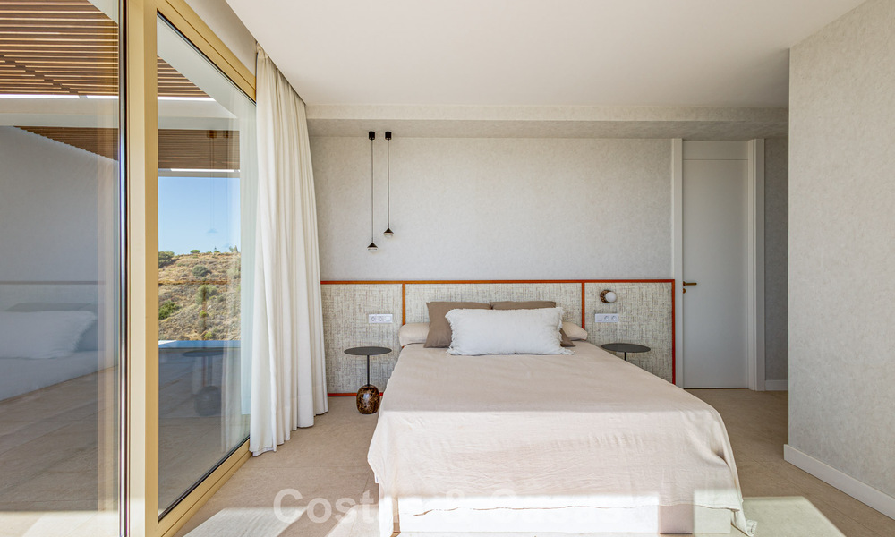 Moderne luxevilla met zeezicht te koop in El Higueron, Fuengirola - Costa del Sol 806288