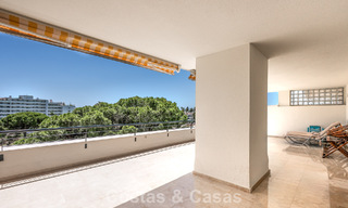 Luxueus duplex penthouse te koop direct aan de golfbaan, dicht bij alle voorzieningen in Guadalmina Alta en San Pedro, Marbella 806445 
