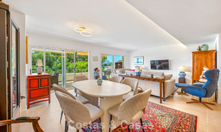 Luxueus duplex penthouse te koop direct aan de golfbaan, dicht bij alle voorzieningen in Guadalmina Alta en San Pedro, Marbella 806457 