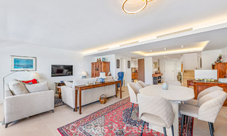 Luxueus duplex penthouse te koop direct aan de golfbaan, dicht bij alle voorzieningen in Guadalmina Alta en San Pedro, Marbella 806463 