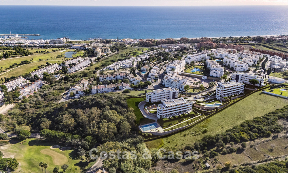 Moderne nieuwbouwappartementen te koop in een rustige woonwijk in Manilva, Costa del Sol 806332