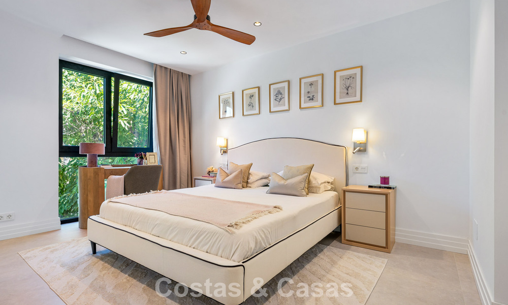 Gloenieuwe, moderne familievilla met zwembad te koop op de New Golden Mile tussen Marbella en Estepona 806622