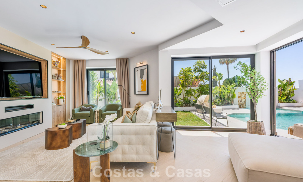 Gloenieuwe, moderne familievilla met zwembad te koop op de New Golden Mile tussen Marbella en Estepona 806628