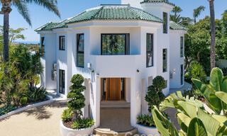 Gloenieuwe, moderne familievilla met zwembad te koop op de New Golden Mile tussen Marbella en Estepona 806640 