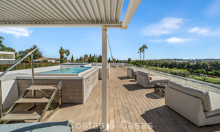 5-slaapkamer eigentijdse villa te koop direct aan de golfbaan in Nueva Andalucia, Marbella 806757 