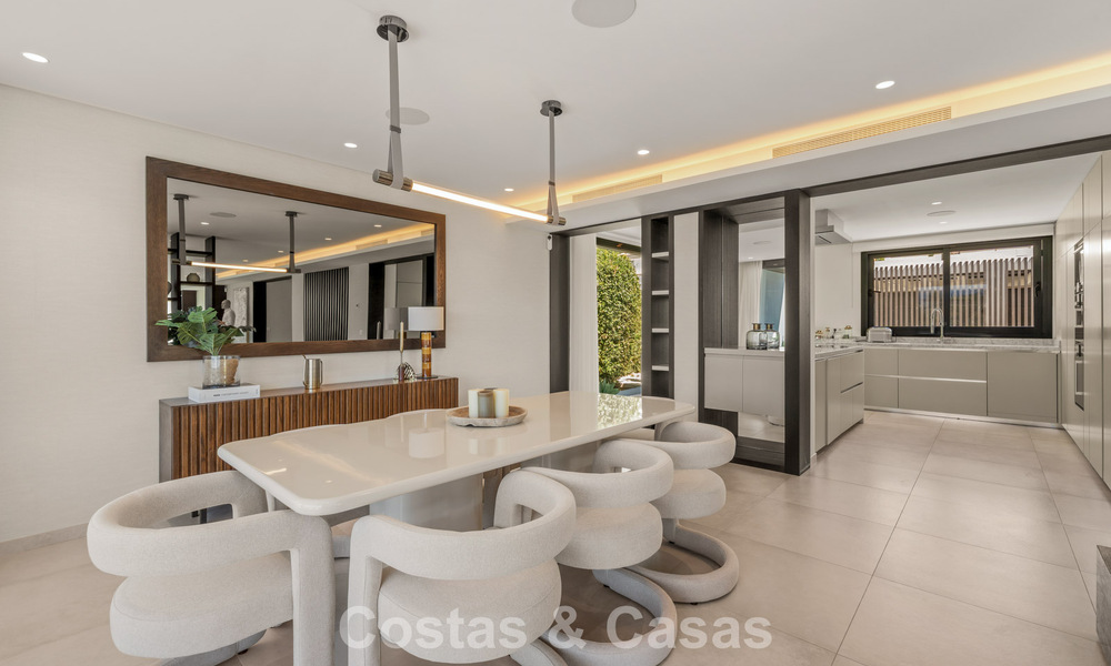 5-slaapkamer eigentijdse villa te koop direct aan de golfbaan in Nueva Andalucia, Marbella 806763