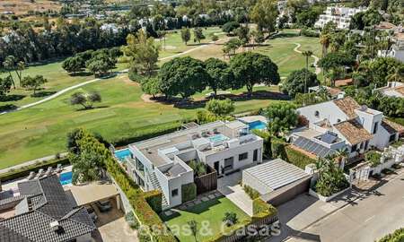 5-slaapkamer eigentijdse villa te koop direct aan de golfbaan in Nueva Andalucia, Marbella 806779