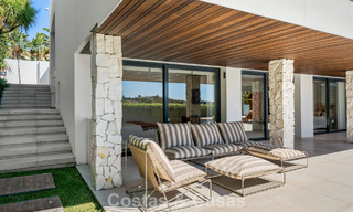 5-slaapkamer eigentijdse villa te koop direct aan de golfbaan in Nueva Andalucia, Marbella 806789 