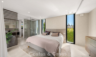 5-slaapkamer eigentijdse villa te koop direct aan de golfbaan in Nueva Andalucia, Marbella 806798 