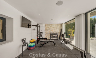 5-slaapkamer eigentijdse villa te koop direct aan de golfbaan in Nueva Andalucia, Marbella 806807 