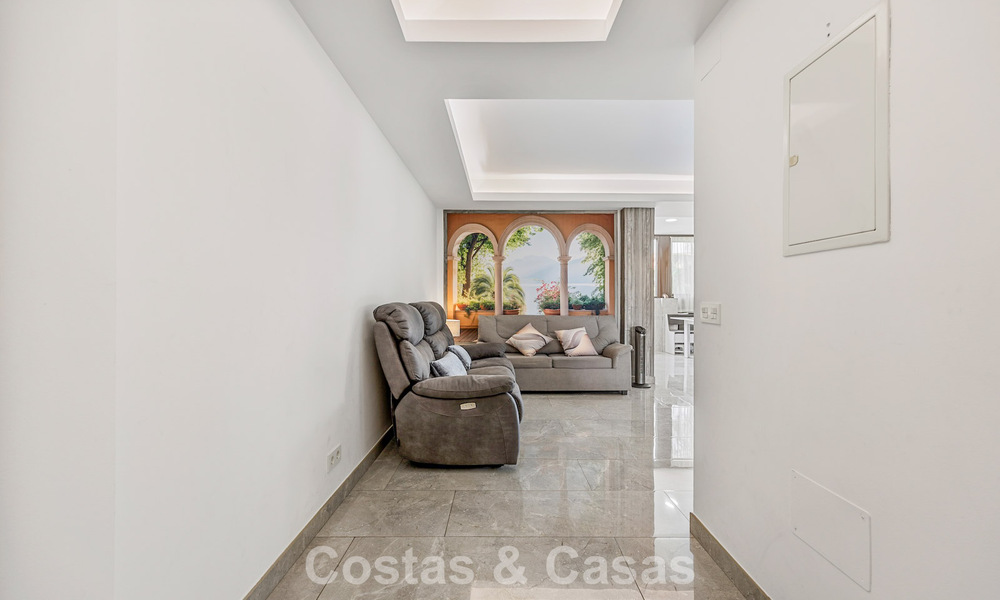 Instapklaar appartement te koop op korte afstand van La Cañada Shopping Centre en van het centrum van Marbella 806834