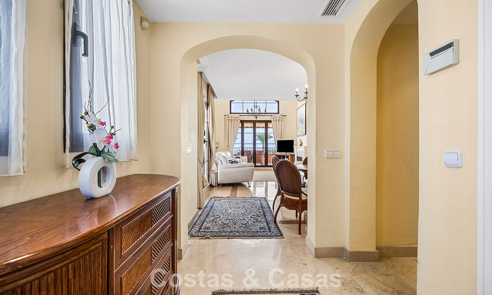 Lichtrijk hoekpenthouse met 360° uitzicht in het golfresort Los Arqueros in Marbella - Benahavis 806858