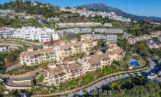 Lichtrijk hoekpenthouse met 360° uitzicht in het golfresort Los Arqueros in Marbella - Benahavis 806862 