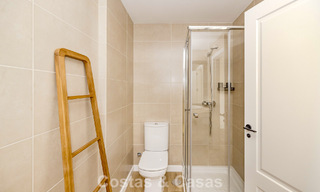 Instapklare, schakelwoningen met Mediterrane bouwstijl te koop direct aan de golfbaan in Estepona 806911 