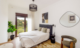 Instapklare, schakelwoningen met Mediterrane bouwstijl te koop direct aan de golfbaan in Estepona 806924 