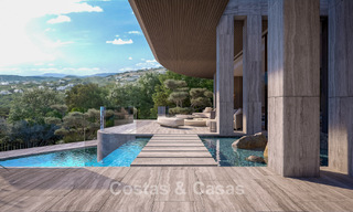 Vooruitstrevende designvilla met adembenemend golf-en zeezicht te koop in La Reserva, Sotogrande 806972 