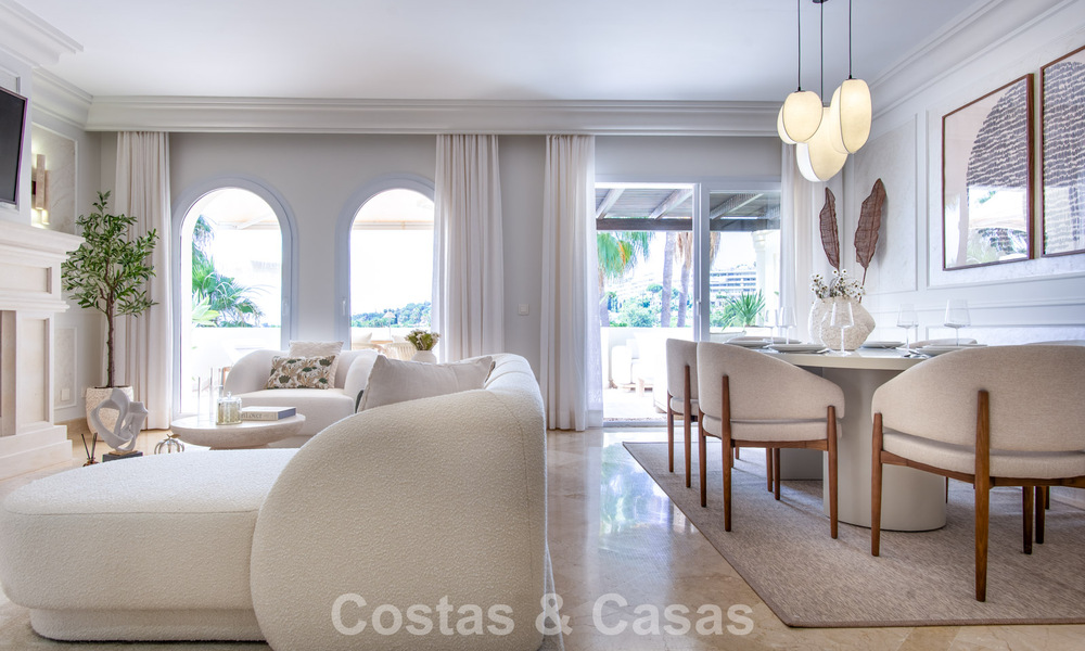 Eigentijds gerenoveerd, luxueus duplex penthouse met grote terrassen te koop in het hart van Nueva Andalucia’s golfvallei, Marbella 807014