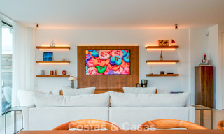 Stijlvol gerenoveerd hoekappartement met panoramisch uitzicht te koop in Nueva Andalucia, Marbella 807100 