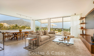 Stijlvol gerenoveerd hoekappartement met panoramisch uitzicht te koop in Nueva Andalucia, Marbella 807118 