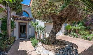 Ruime, sfeervolle, mediterrane familievilla te koop op de New Golden Mile tussen Marbella en Estepona 807243 