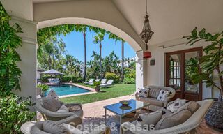 Ruime, sfeervolle, mediterrane familievilla te koop op de New Golden Mile tussen Marbella en Estepona 807281 