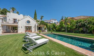 Ruime, sfeervolle, mediterrane familievilla te koop op de New Golden Mile tussen Marbella en Estepona 807289 