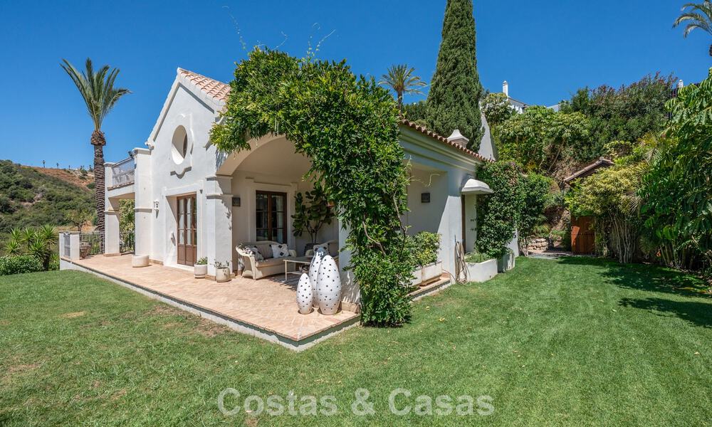 Ruime, sfeervolle, mediterrane familievilla te koop op de New Golden Mile tussen Marbella en Estepona 807297