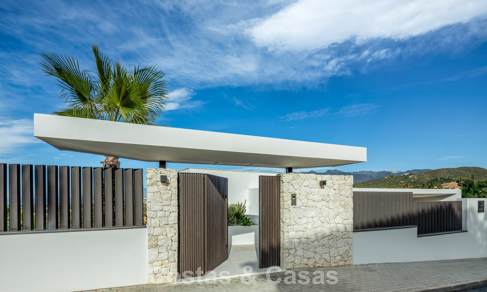 Gloednieuwe, ultramoderne luxevilla met panoramisch zeezicht te koop aan de oostkant van Marbella centrum 807449