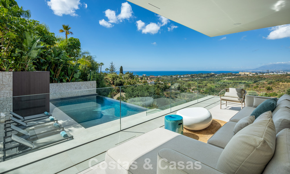 Gloednieuwe, ultramoderne luxevilla met panoramisch zeezicht te koop aan de oostkant van Marbella centrum 807473