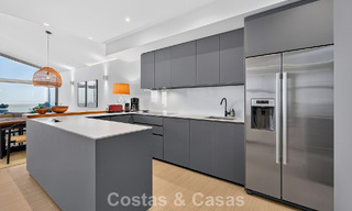 Exclusief hoekpenthouse met panoramisch zeezicht te koop in El Higueron Resort, Benalmadena, Costa del Sol 807384 
