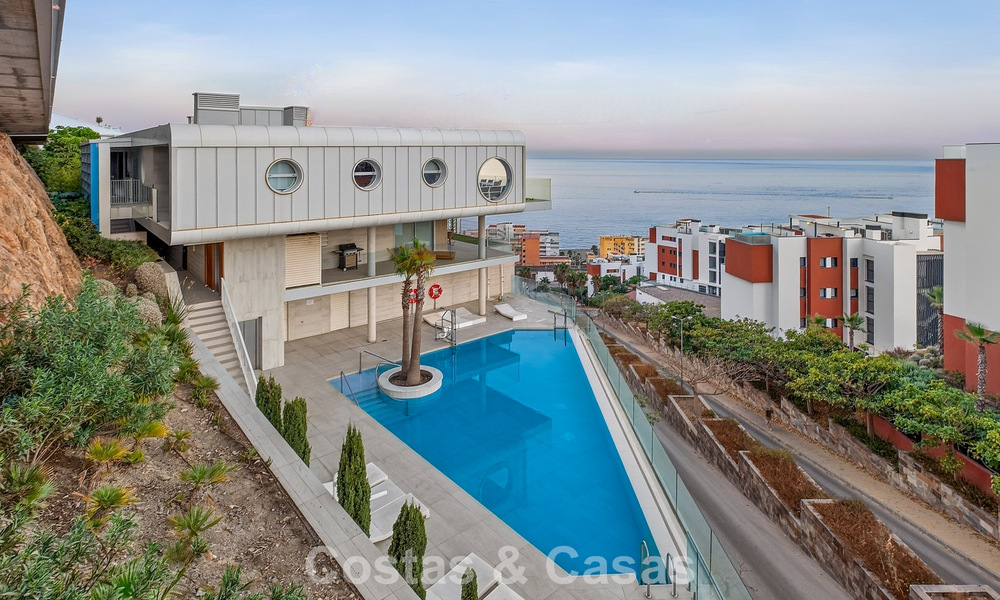 Exclusief hoekpenthouse met panoramisch zeezicht te koop in El Higueron Resort, Benalmadena, Costa del Sol 807417