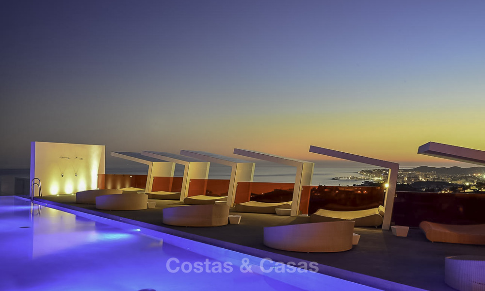 Exclusief hoekpenthouse met panoramisch zeezicht te koop in El Higueron Resort, Benalmadena, Costa del Sol 807759