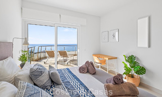 Stijlvol, top-floor, hoekappartement met adembenemend zeezicht te koop in El Higueron in Fuengirola, Costa del Sol 807539 