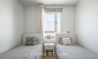 Moderne appartementen te koop in Aqua, een eigentijds complex in San Pedro Playa, Marbella 807141 