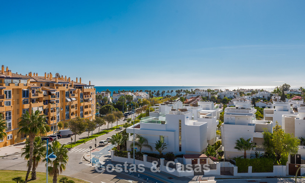 Moderne appartementen te koop in Aqua, een eigentijds complex in San Pedro Playa, Marbella 807167