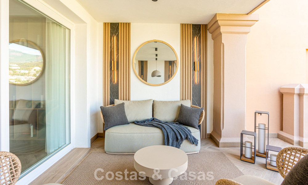 Gemoderniseerd halfvrijstaand herenhuis met panoramisch uitzicht te koop in de heuvels van Marbella - Benahavis 807629