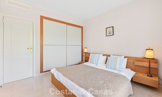 Prachtig penthouse met renovatiemogelijkheden te koop met golf- en zeezicht in La Quinta, Marbella - Benahavis 807676 